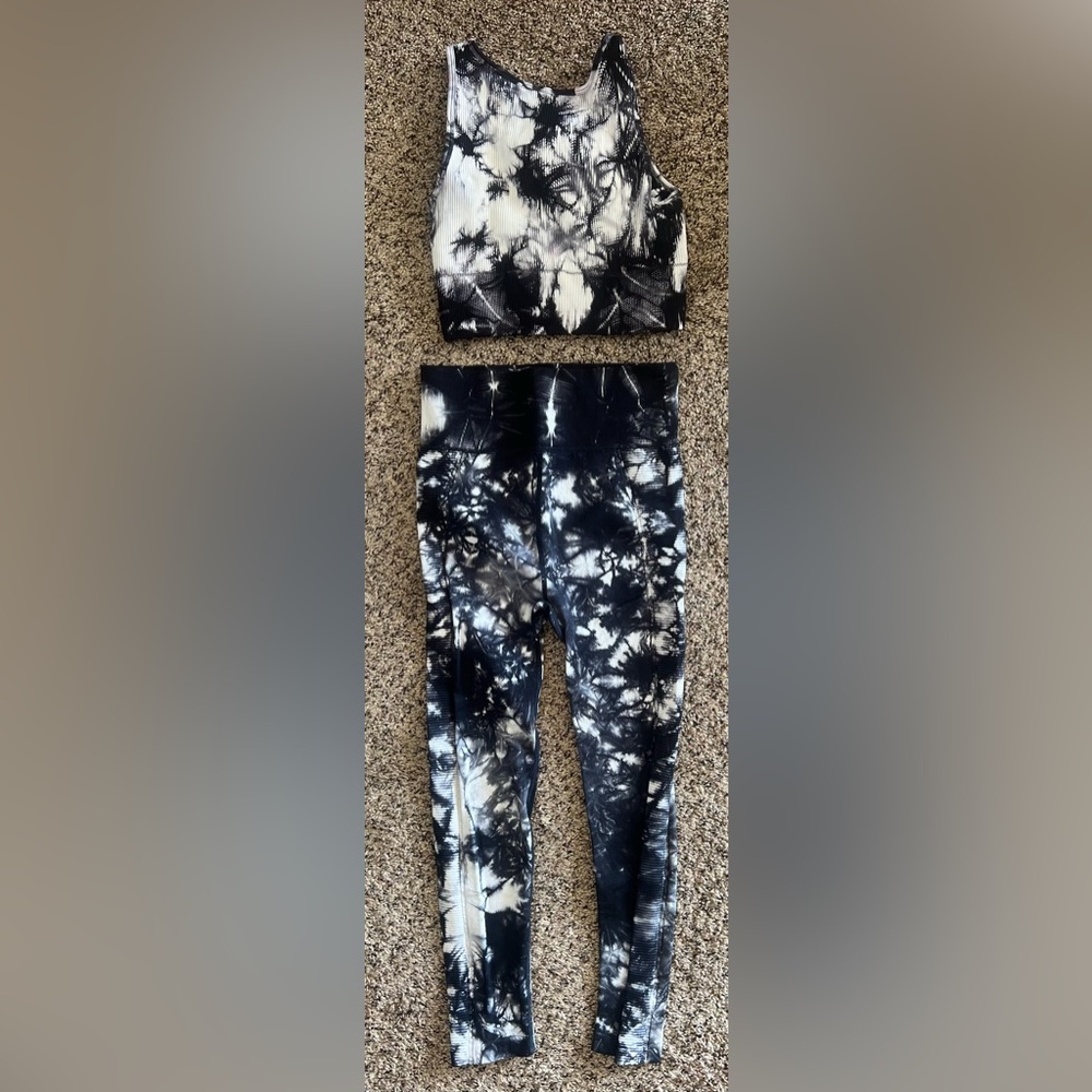 Mono b bra and leggings set